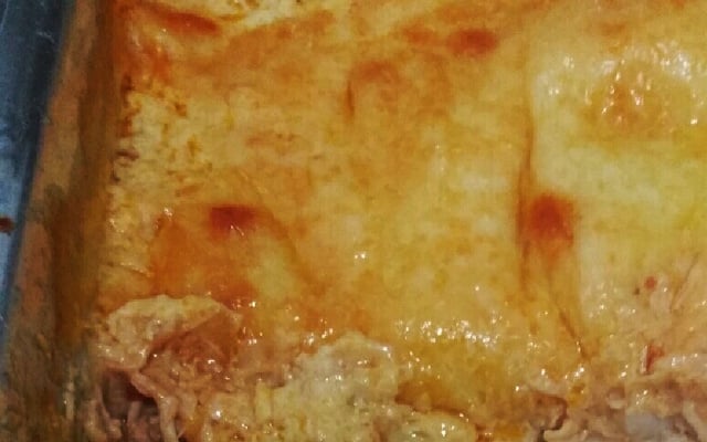 Frango desfiado ao creme de milho