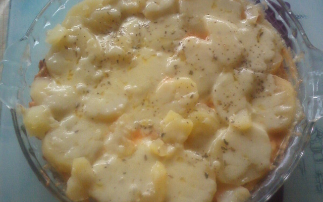 Batata de forno com frango rápida