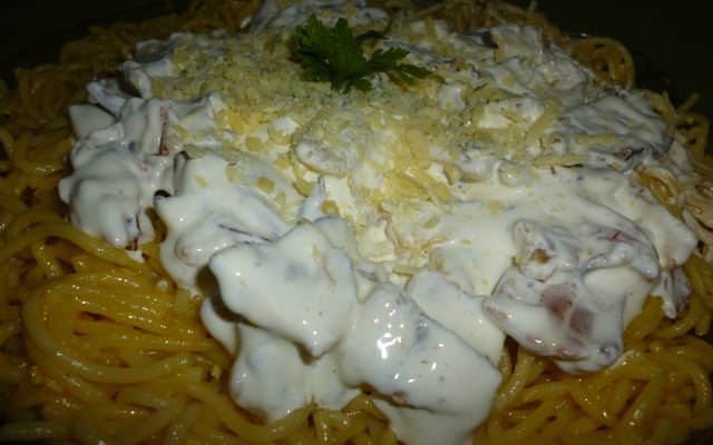 Massa à carbonara