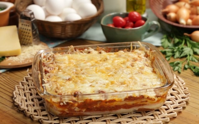 Lasanha com massa de panqueca