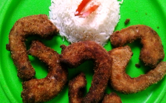 Pescoço de frango empanado