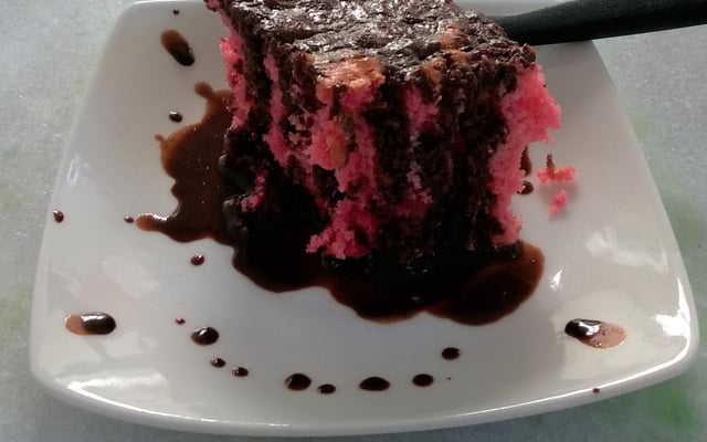 Bolo de morango fácil