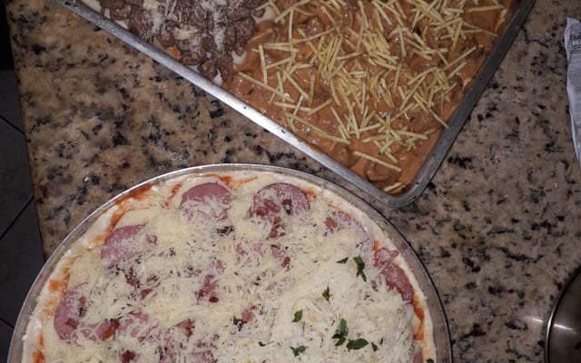 Pizza caseira fácil