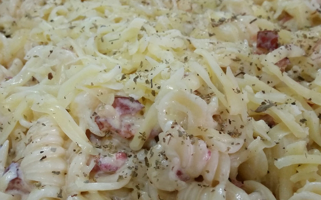 Macarrão a Carbonara