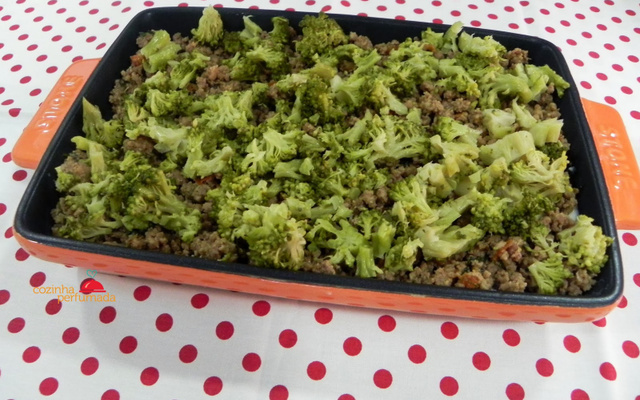 Escondidinho de carne com Brócolis delicioso