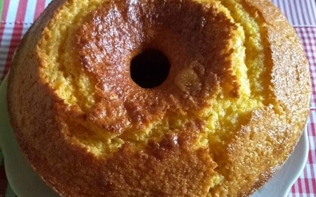 Bolo de flocão de milho