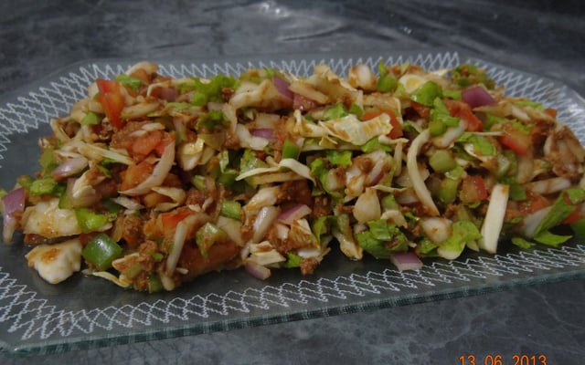 Salada de verduras com atum