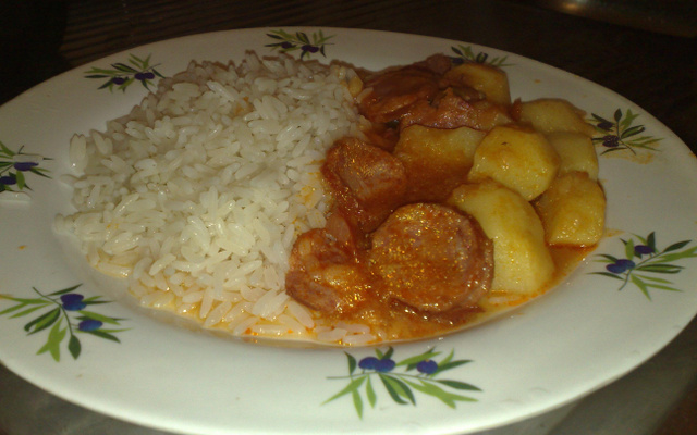 Ensopado de linguiça na pressão