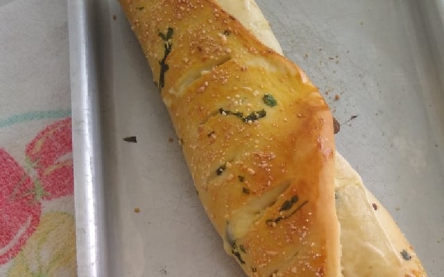 Rosca salgada de calabresa