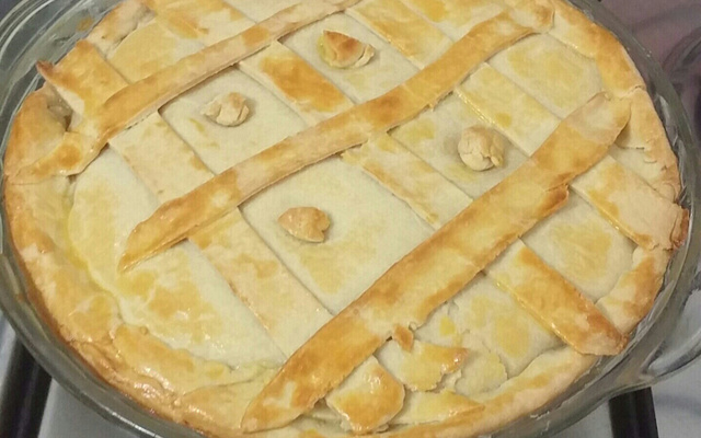 Empadão de frango com catupiry