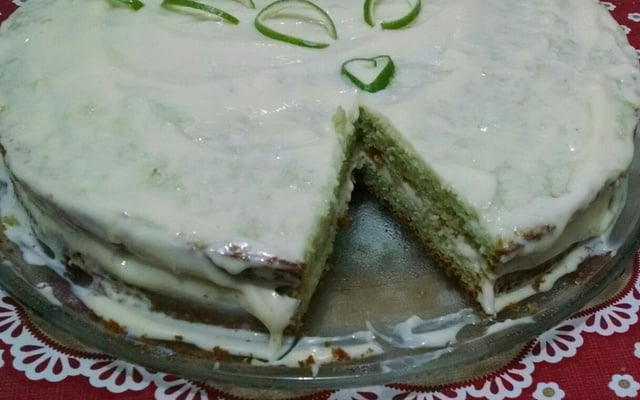 Bolo fofo de limão (liquidificador)