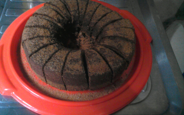 Bolo de banana com casca