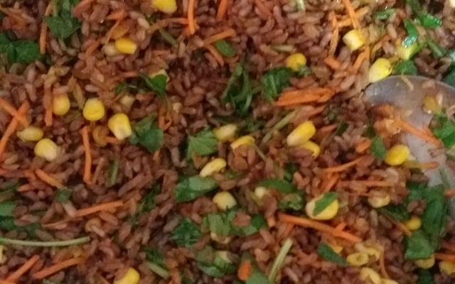 Arroz com rúcula prático