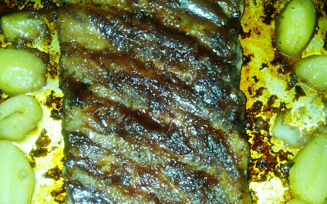 Costela de porco com molho barbecue