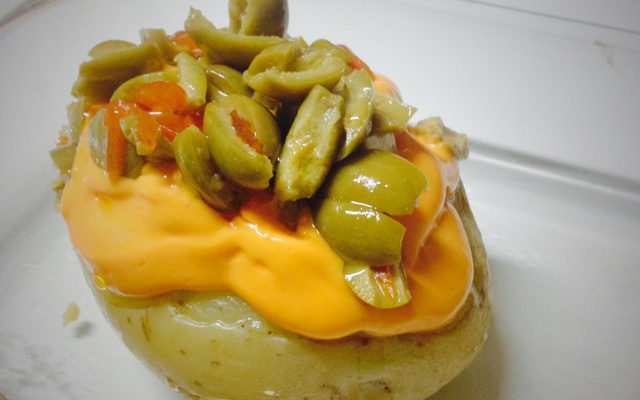 Batata recheada de microondas