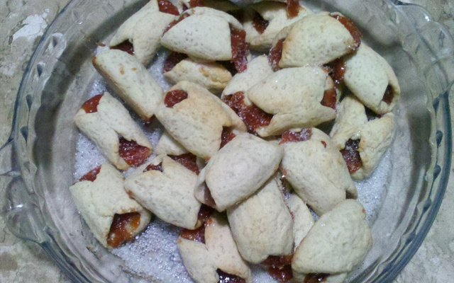 Beliscão de goiabada ( goiabinha )