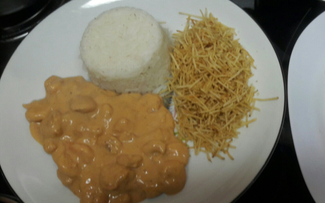 Estrogonofe de camarão