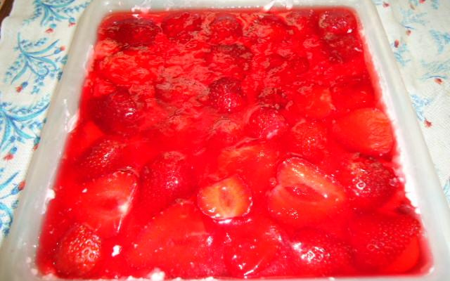 Pavê de Morango com Gelatina
