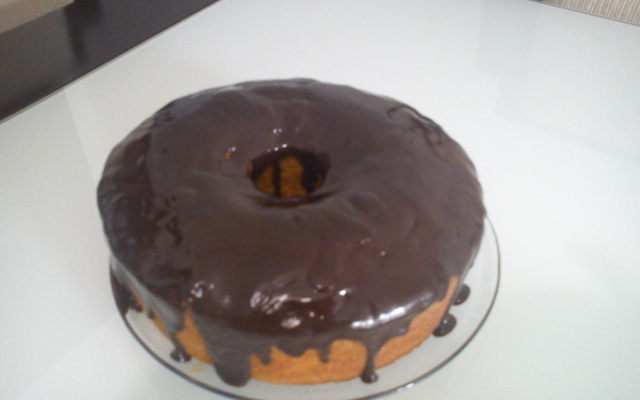 Bolo de cenoura com fubá