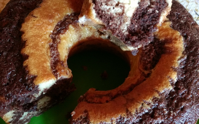 Bolo de liquidificador mesclado