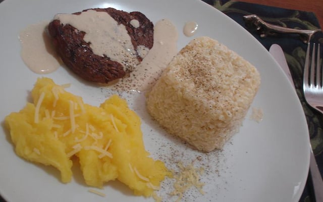 Filé ao molho de café