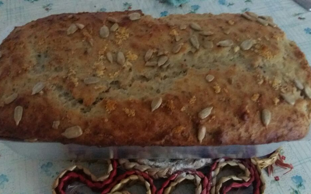 Pão de forma com sementes