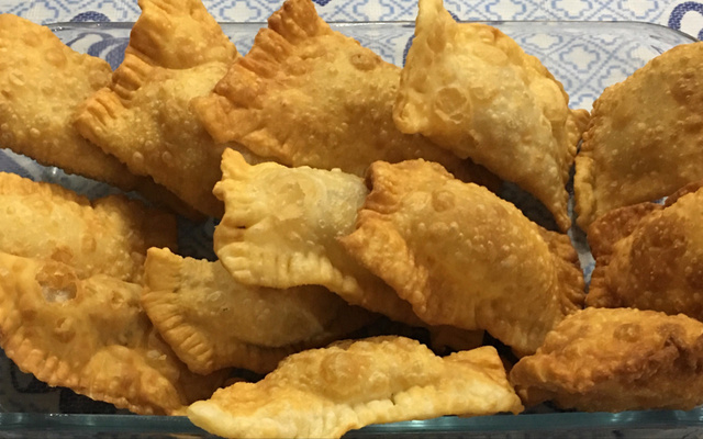 Massa de pastel com 3 ingredientes!