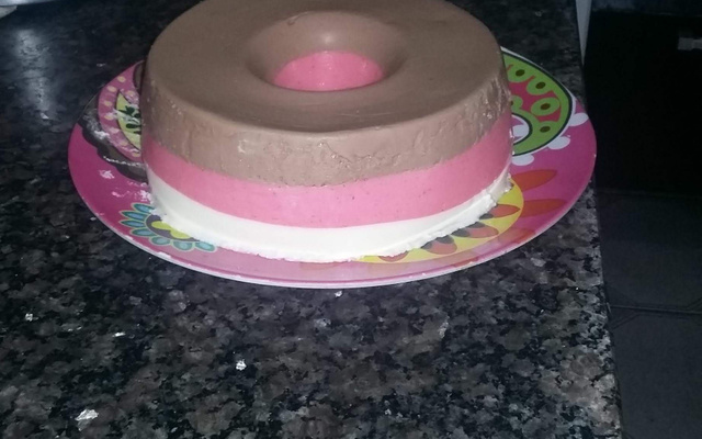 Pudim mousse napolitano