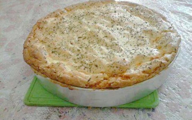 Torta de frango com requeijão