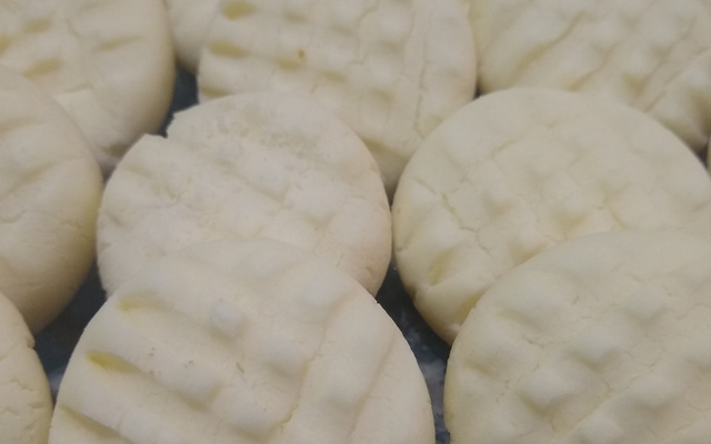 Biscoito amanteigado de amido de milho