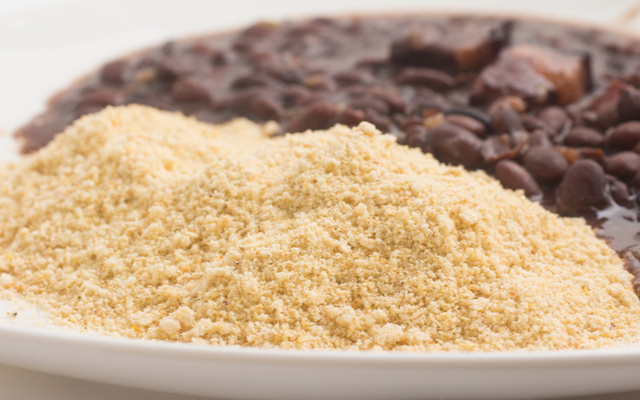 Farofa de alho super prática