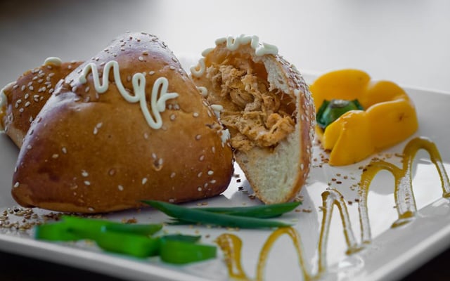 Esfihas de frango com catupiry