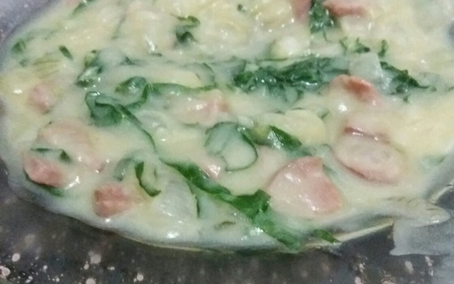 Caldo verde com couve e calabresa