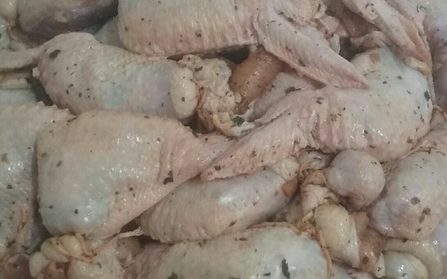 Asa de frango recheada