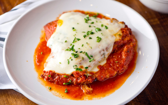 FIlé de tilápia à parmegiana