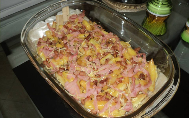 Batata frita gratinada de buteco