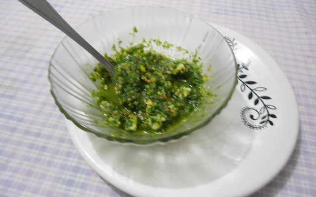 Pesto verde com pistache para massas