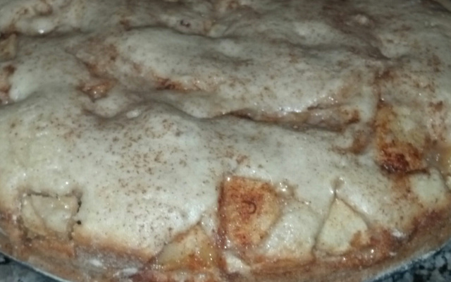 Torta de maçã e banana com canela