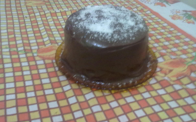 Bolo de chocolate cremoso (micro-ondas)