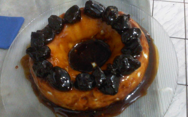 Flan de coco com calda de ameixa diet