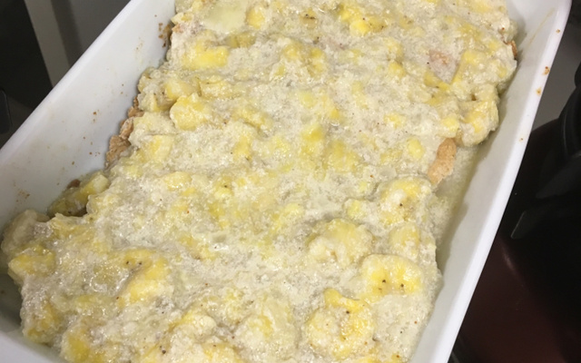 Empanado de frango com creme de banana