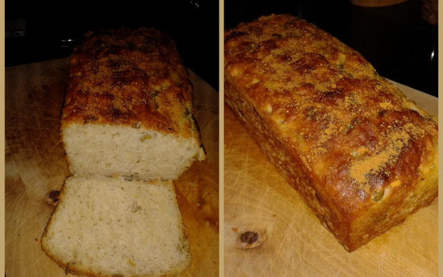 Pão de azeitona e alecrim