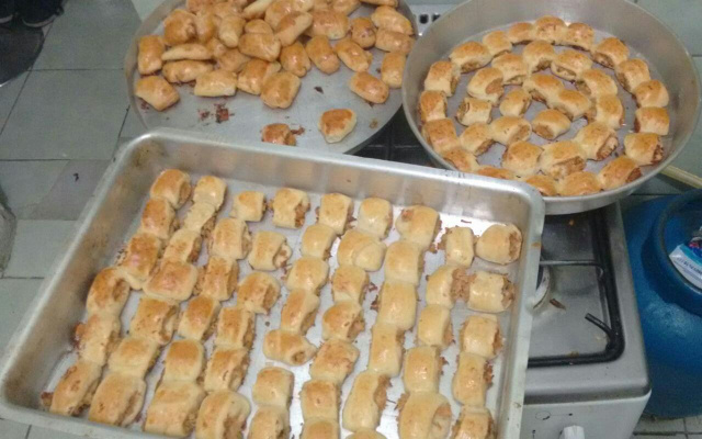 Massa para pizza, esfiha, joelho e outros salgados assados