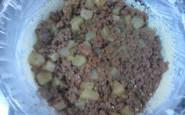 Souflé de chuchu com carne moída