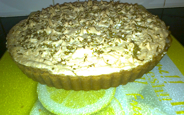 Torta de limão com suspiro