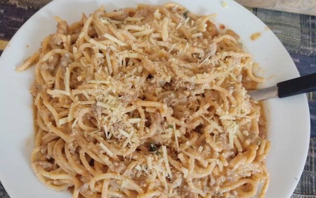 Macarrão com carne moída