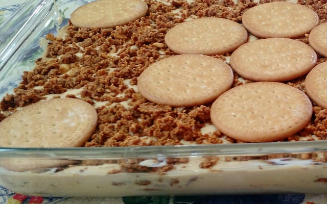 Pavê de doce de leite com amendoim