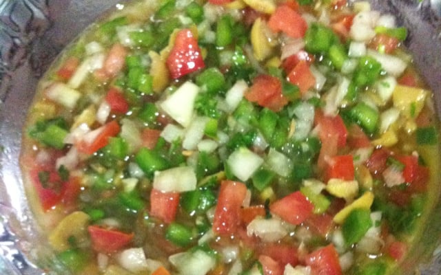 Molho à campanha da Russa