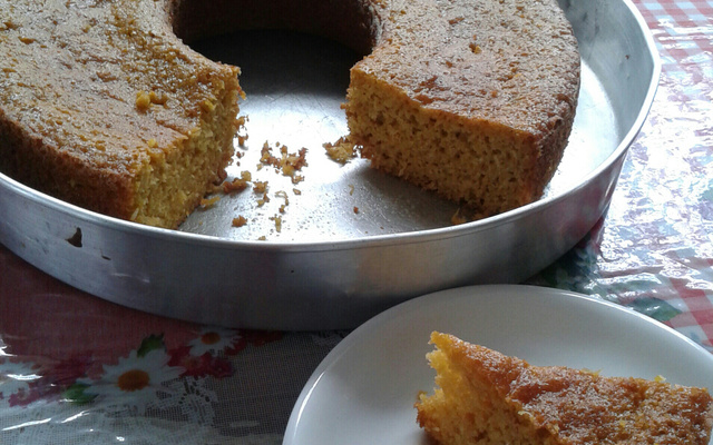 Bolo de milho cremoso sem glúten