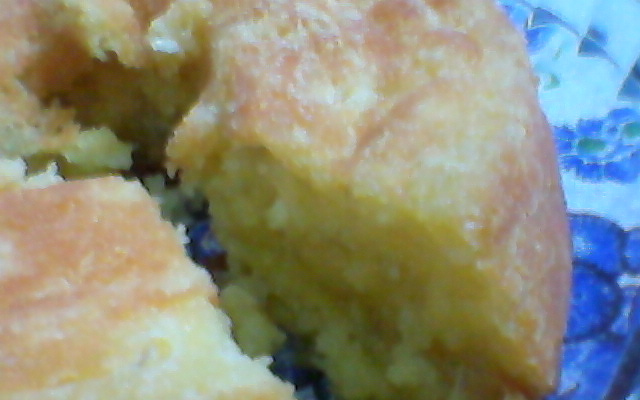 Bolo de mandioca (macaxeira)